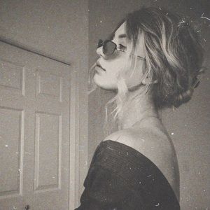 Meet your Posher, Haley